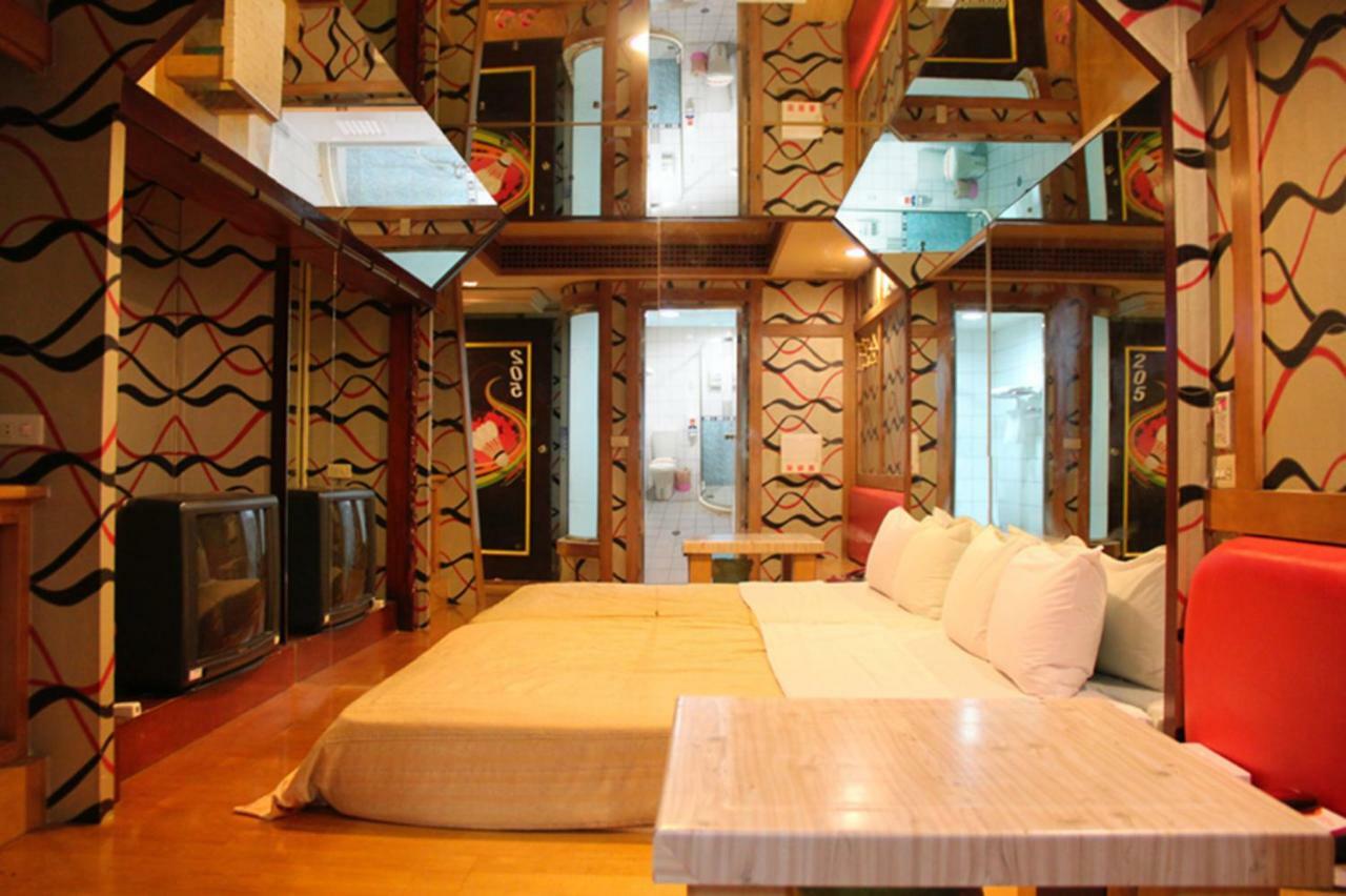 Persimmon Hotel Sin-ču Exteriér fotografie