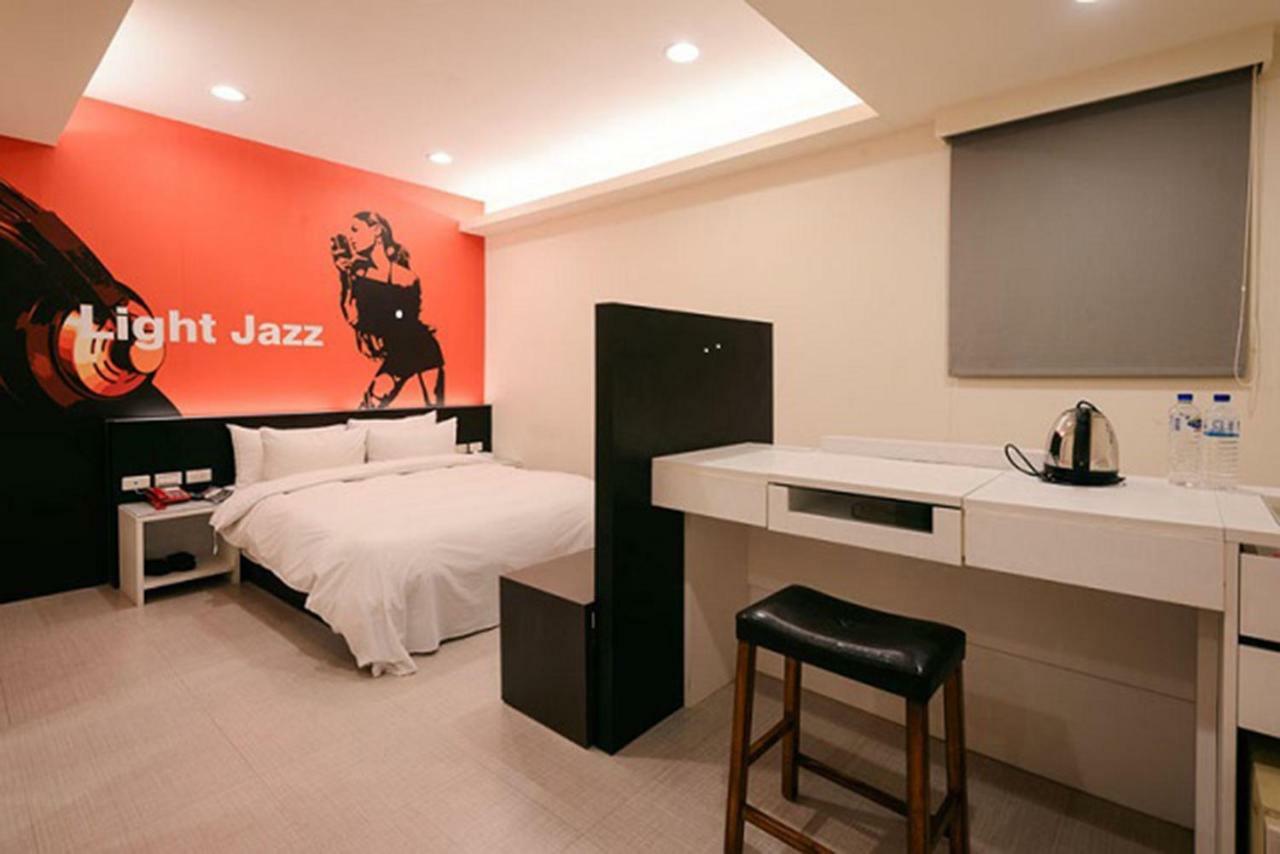 Persimmon Hotel Sin-ču Exteriér fotografie