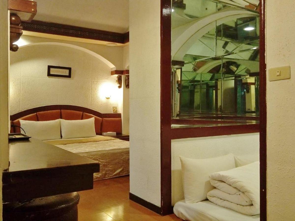 Persimmon Hotel Sin-ču Exteriér fotografie